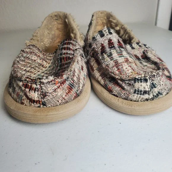 SOLD Sanuk Fur Lined Slip-on Shoes Coloful Women's Size 9 - Picture 4 of 9